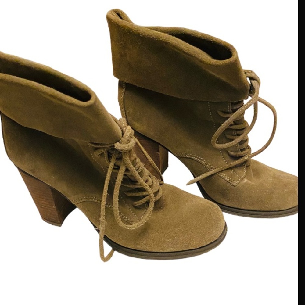 MIA Paulette Genuine Leather Olive Suede Lace Up Chucky Heels Boots. - Picture 4 of 8